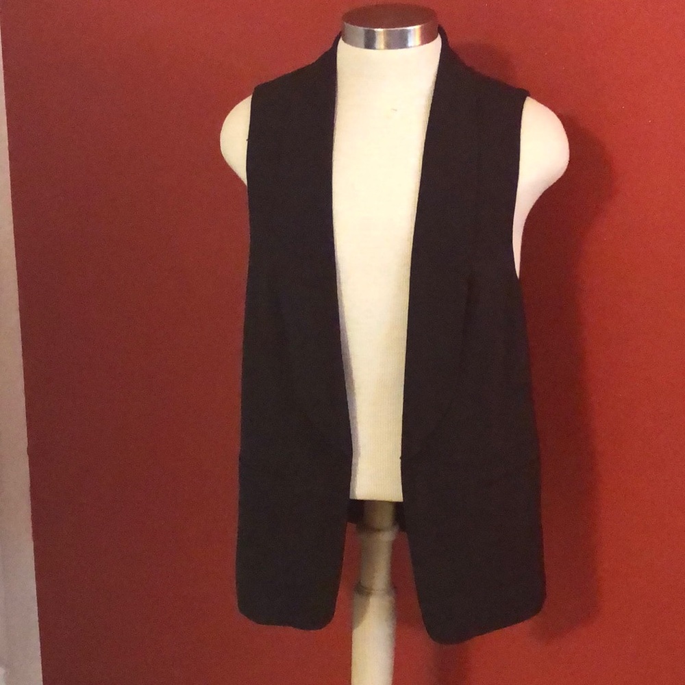Sleeveless Blazer